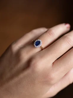 Bicolor entourage ring saffier en briljanten + Luxe cadeau