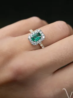 Bicolor entourage ring smaragd + diamant | Luxe cadeau