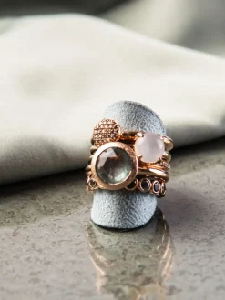 BRON Catch ring met witte maansteen + Luxe cadeau