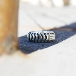 Buddha to Buddha ring Lars Small 602