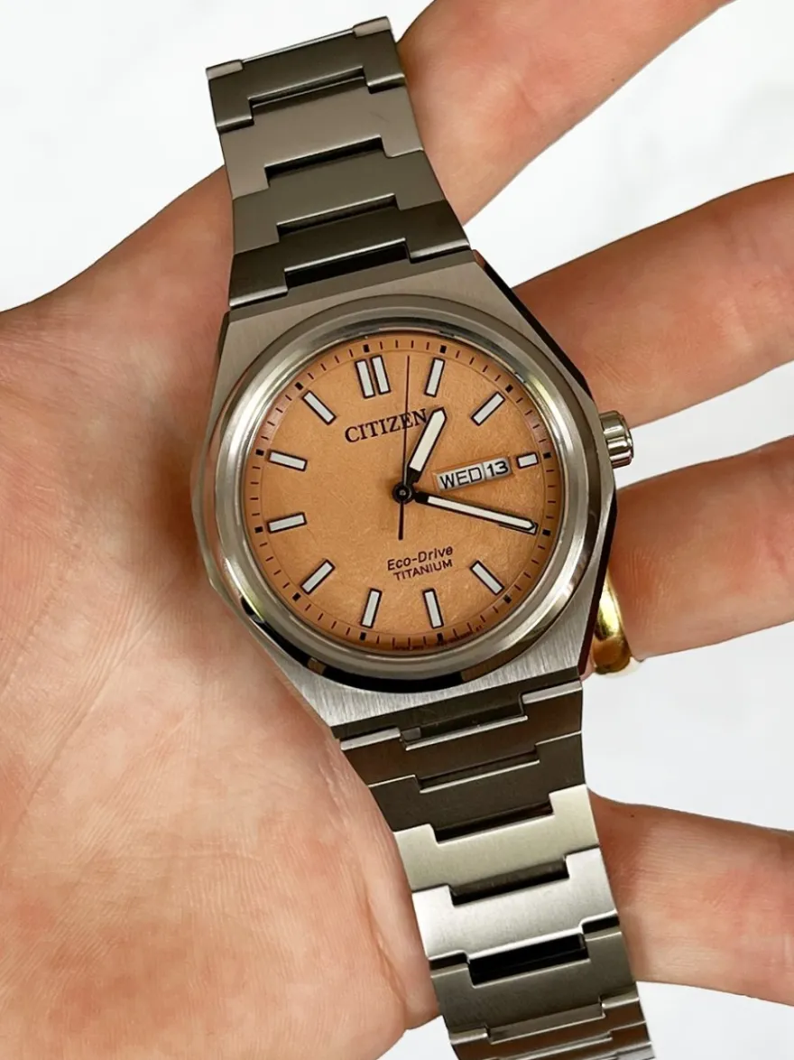 Citizen Eco-Drive Titanium AW0130-85ZE + Luxe Cadeau