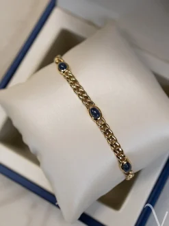 Geelgouden armband met cabuchon geslepen saffier + Luxe Cadeau