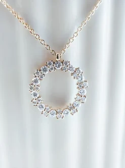 Geelgouden collier met briljant 0,28crt. + Luxe Cadeau