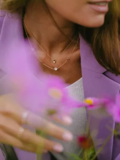 Geelgouden collier met maansteen en robijn + Luxe Cadeau