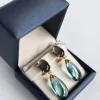 Geelgouden oorhangers met labradoriet en topaas + Luxe cadeau