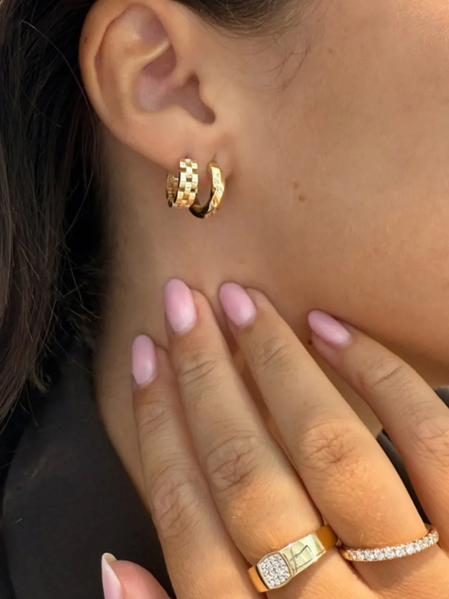 Geelgouden ring halfom zetting met diamant 0,31crt. + Luxe Cadeau