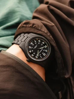 Hamilton Khaki Field Titanium H70215130 + Luxe Cadeau
