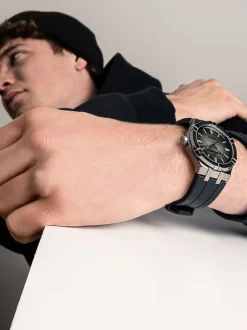 Maurice Lacroix Aikon Automatic AI6008-PVB00-330-2 + Cadeau