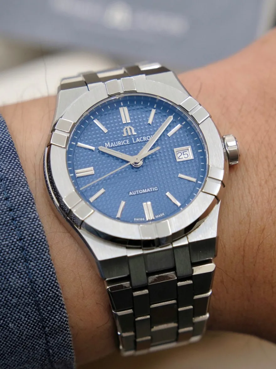 Maurice Lacroix Aikon Automatic AI6007-SS002-430-1 + Cadeau
