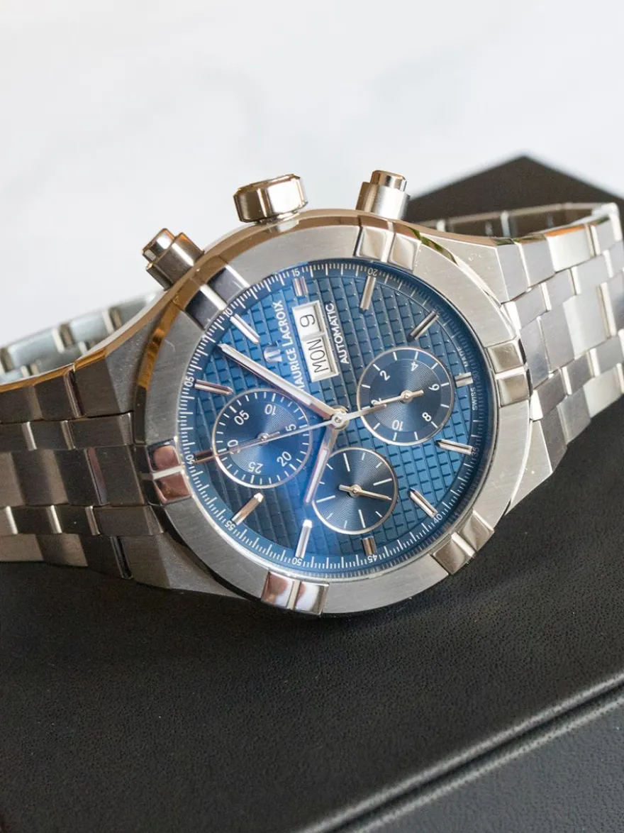 Maurice Lacroix Aikon Chronograph AI6038-SS002-430-1