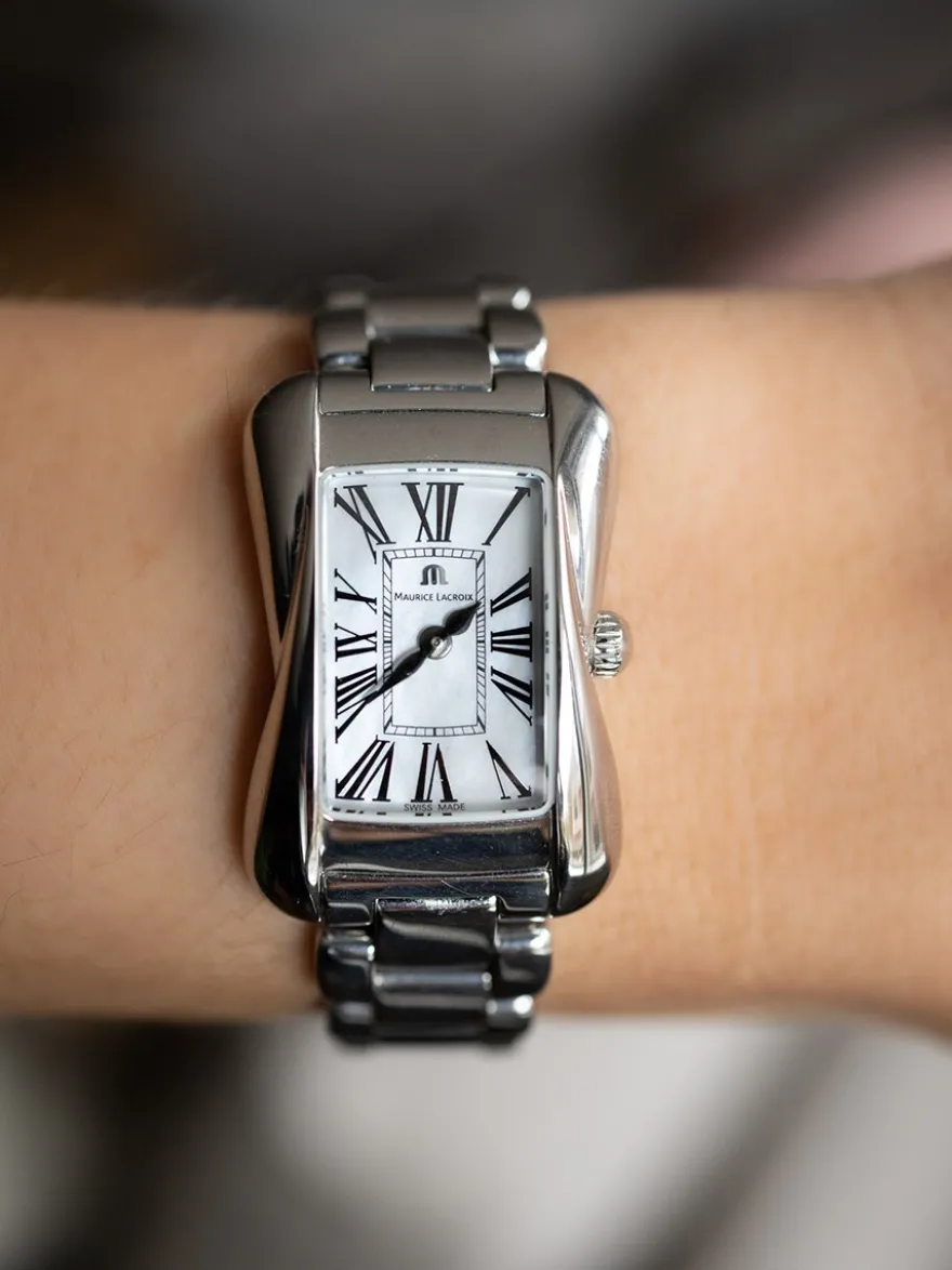 Maurice Lacroix Divina DV5011-SS002-160-1