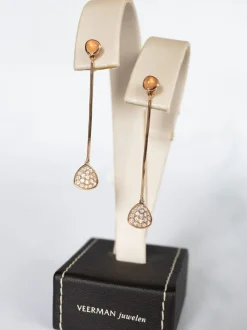 Moondrops oorsieraad met briljant en maansteen + Luxe cadeau