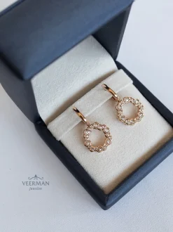 Roos 1835 Marie oorsieraad roségoud met diamant 0,96crt.