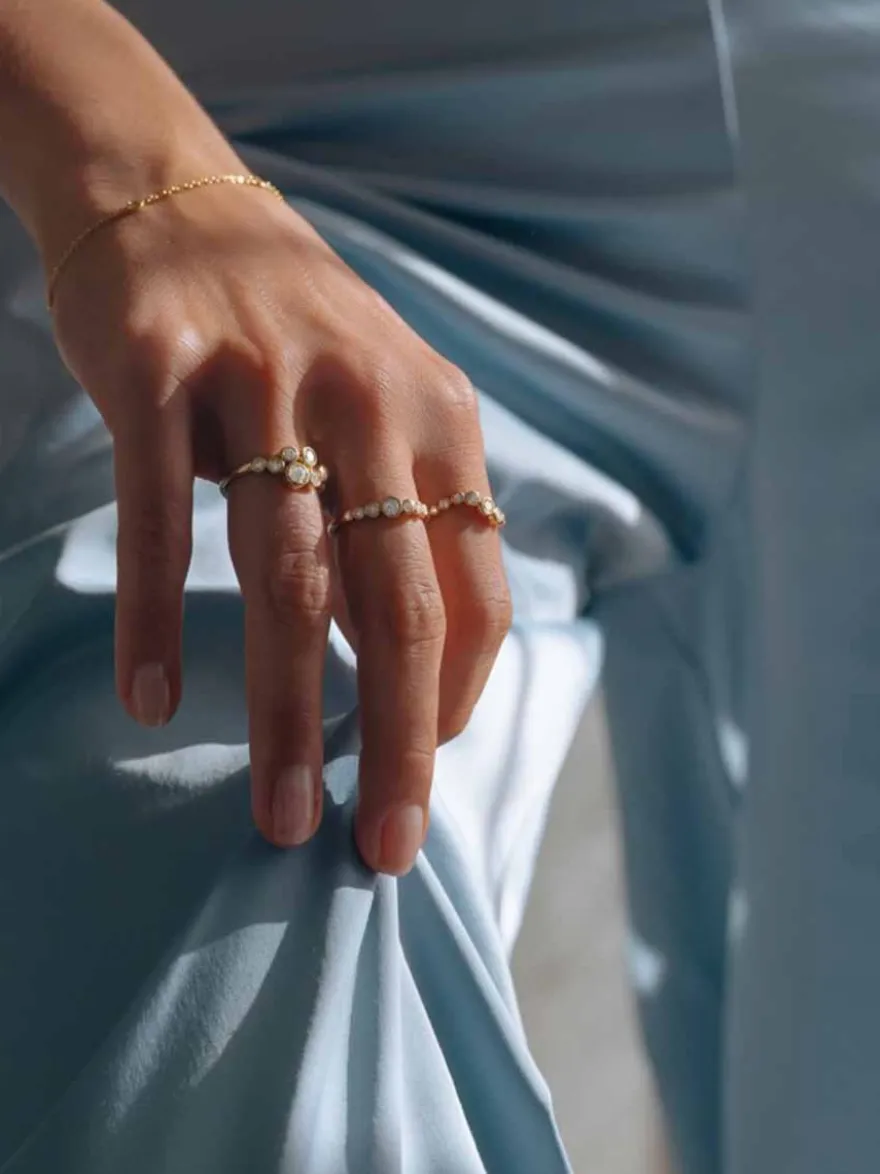 Speelse geelgouden ring met diamant 0.81 crt. + Luxe Cadeau