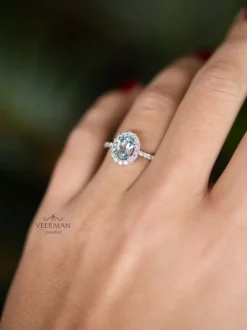 Witgouden ring met topaas en briljant + Luxe Cadeau