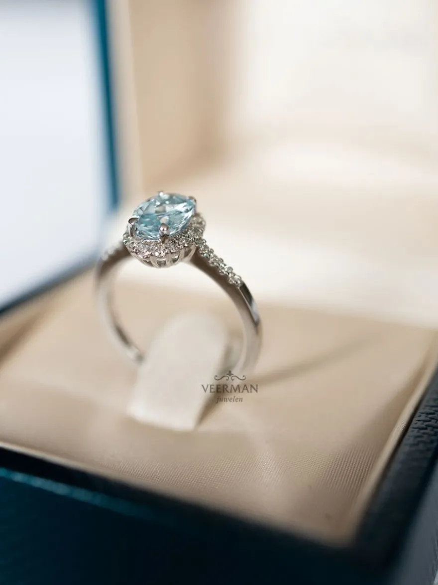 Witgouden ring met topaas en briljant + Luxe Cadeau